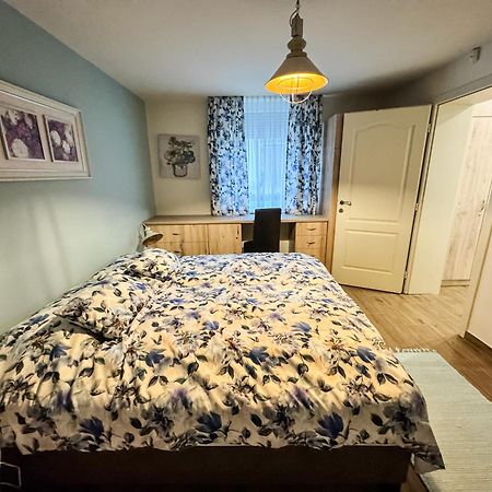 Dreko Panzio & Borbisztro Bed & Breakfast Gyorujbarat Bagian luar foto